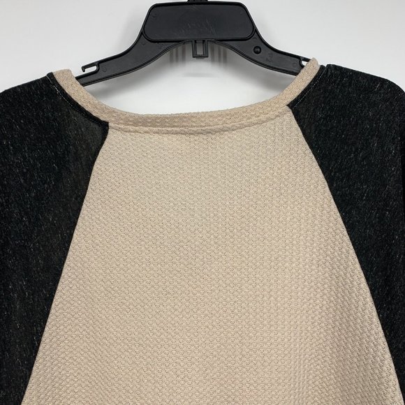 Umgee Top Waffle Knit Patchwork Flare Sleeve V Neck Tunic Pockets - Picture 9 of 11